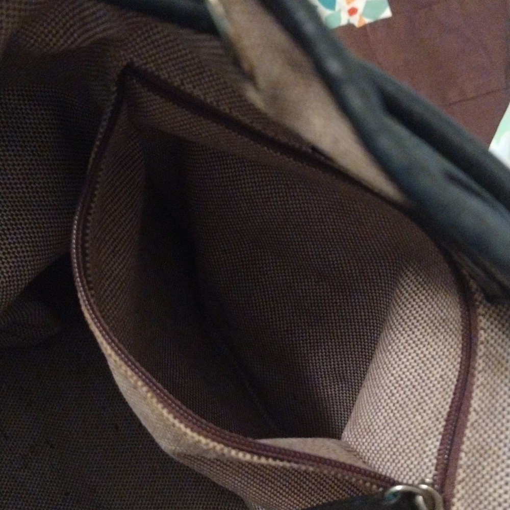 Vintage Dooney& Bourke Bucket Bag 1990's Serial Number J1479350 - Picture 10 of 14